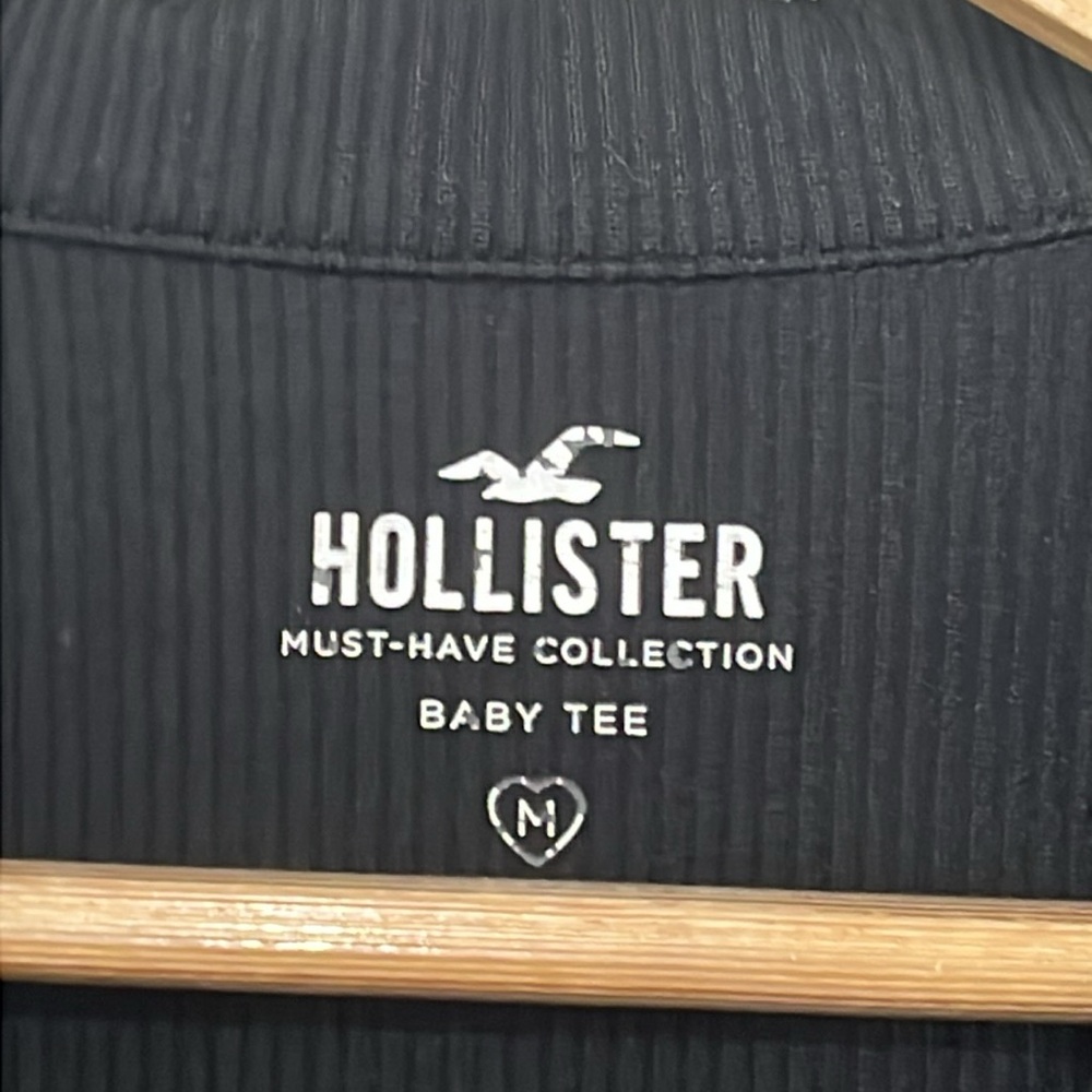 Hollister Ribbed Baby Tee - Picture 6 of 10